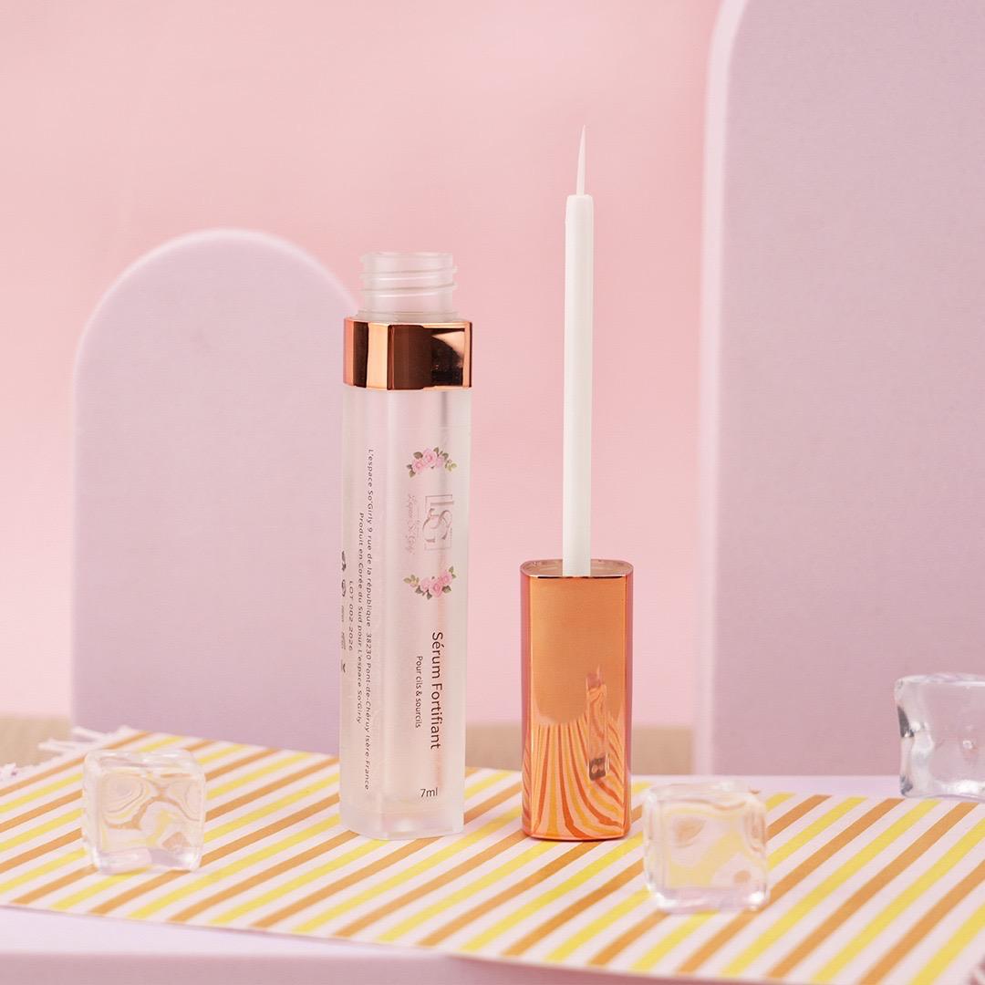 EYELASH GROWTH SERUM