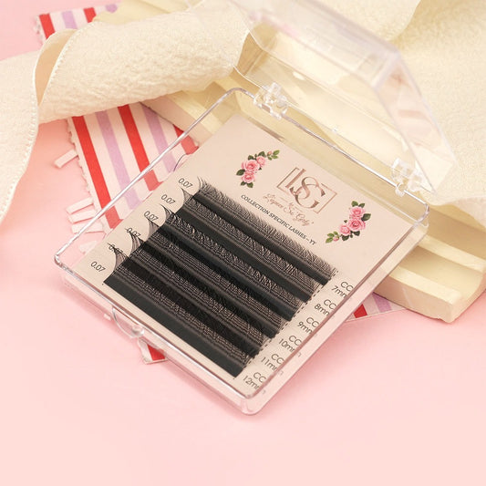 🎀 Collection Specific Lashes – Coffret Découverte 4 Mini-Boîtes